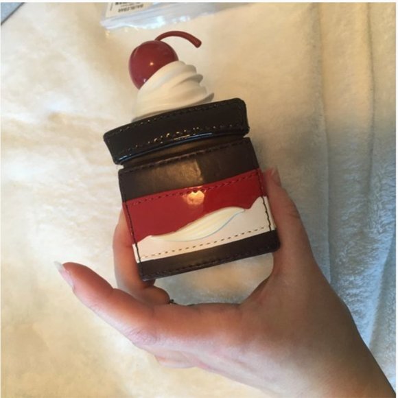 kate spade ma cherie 3d cake coin purse mini wallet *please read* - Picture 10 of 14